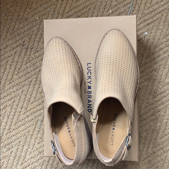 Boot - Picture 2 of 2